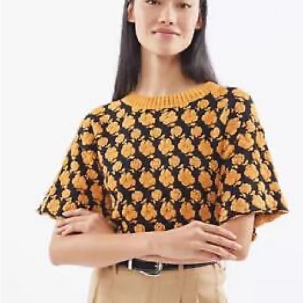 Urban Outfitters Women's Rosa FLoral Textured Knit Sweater Tee -NWT